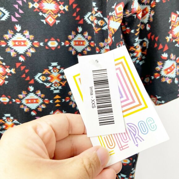 Lularoe XXS NWT Womens Unicorn Irma Black Aztec Print Tunic Top - Picture 3 of 7